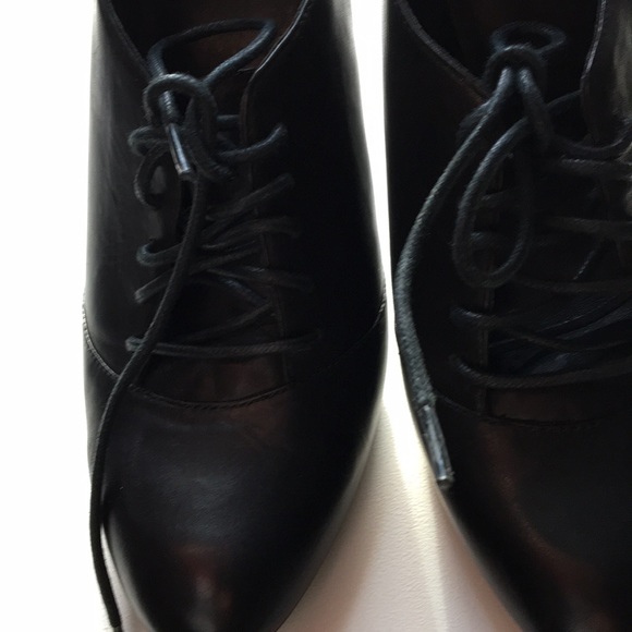 Urban Outfitters Black High Heel booties - Picture 2 of 5